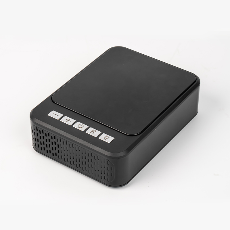 SX-305 Многофункциональный старт-стартер/ беспроводной инфутор/ USB-выход/ осветительное устройство